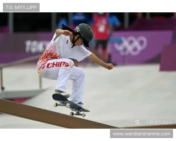 杭州攀岩队在世界滑板锦标赛中的团队协作表现精彩回顾与分析